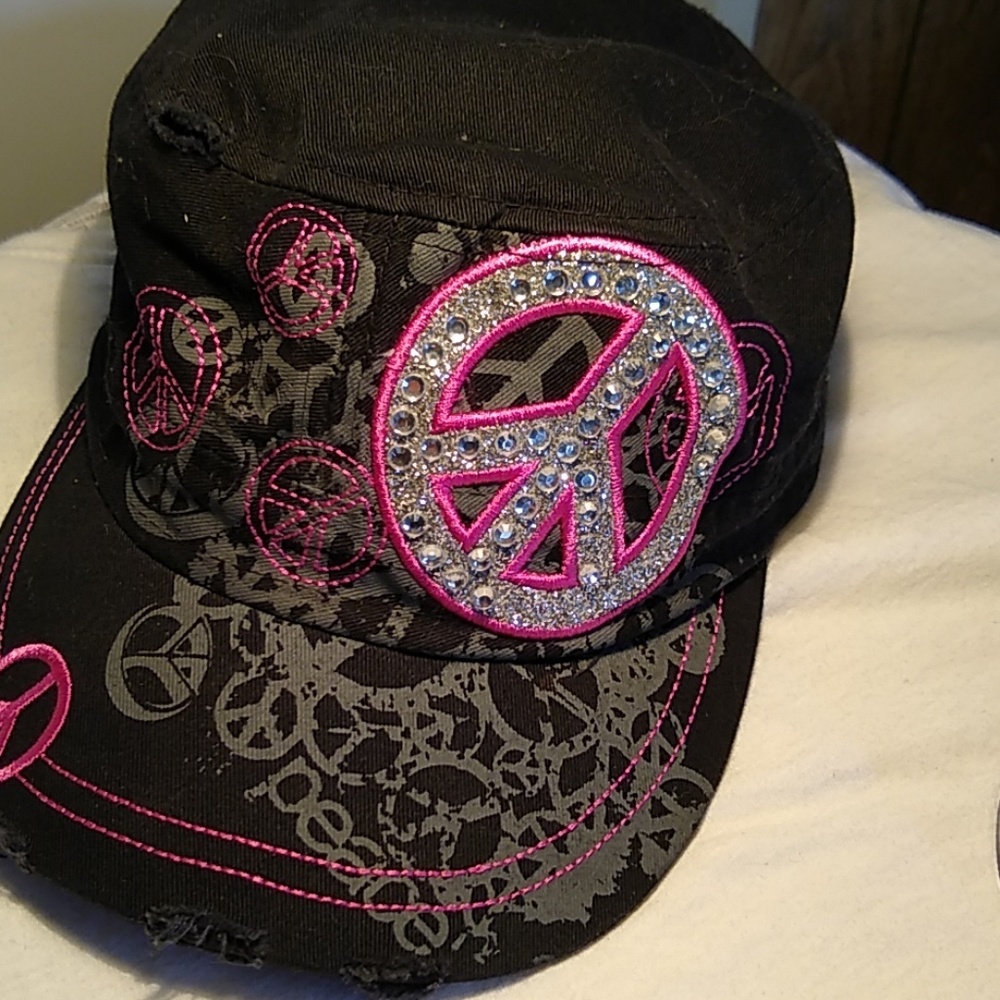Woman's sport cap